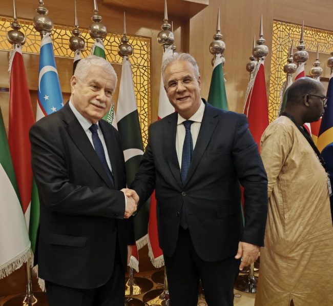 83c0eb8c-6fd4-454b-a1d4-2e07ccdf5590